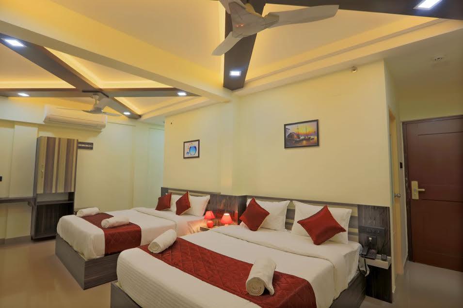 Kenz Residency Hotel Kochi Ngoại thất bức ảnh