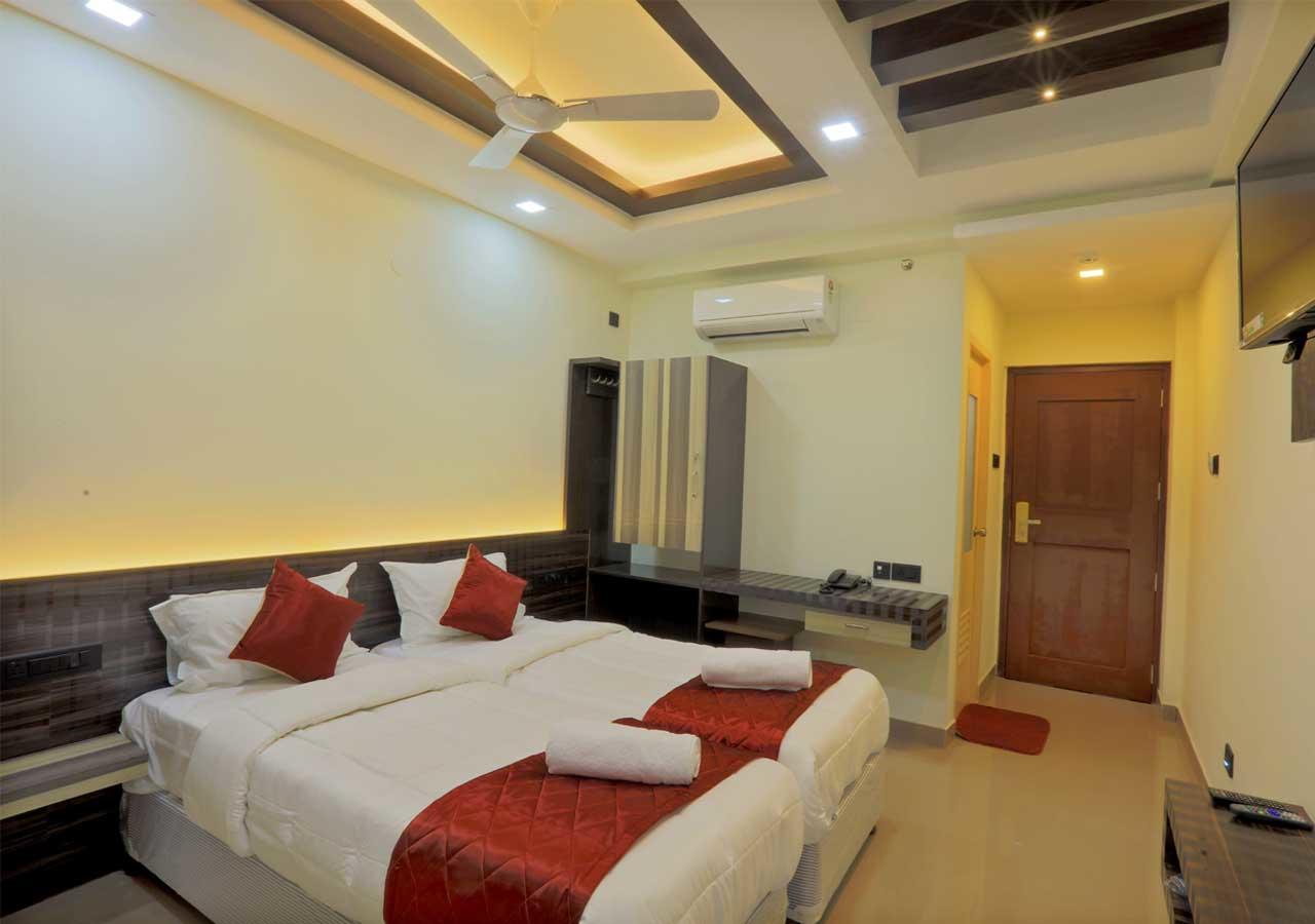 Kenz Residency Hotel Kochi Ngoại thất bức ảnh