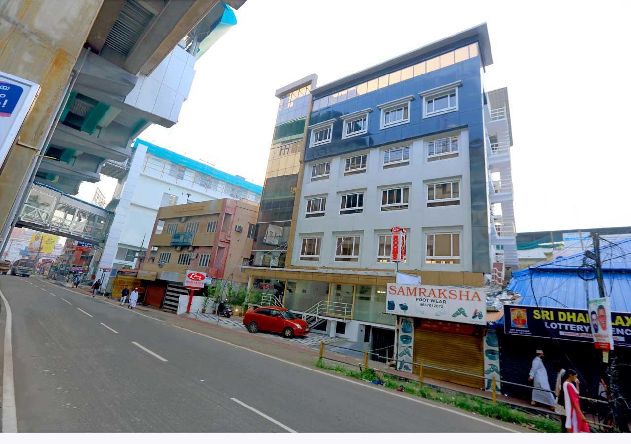 Kenz Residency Hotel Kochi Ngoại thất bức ảnh